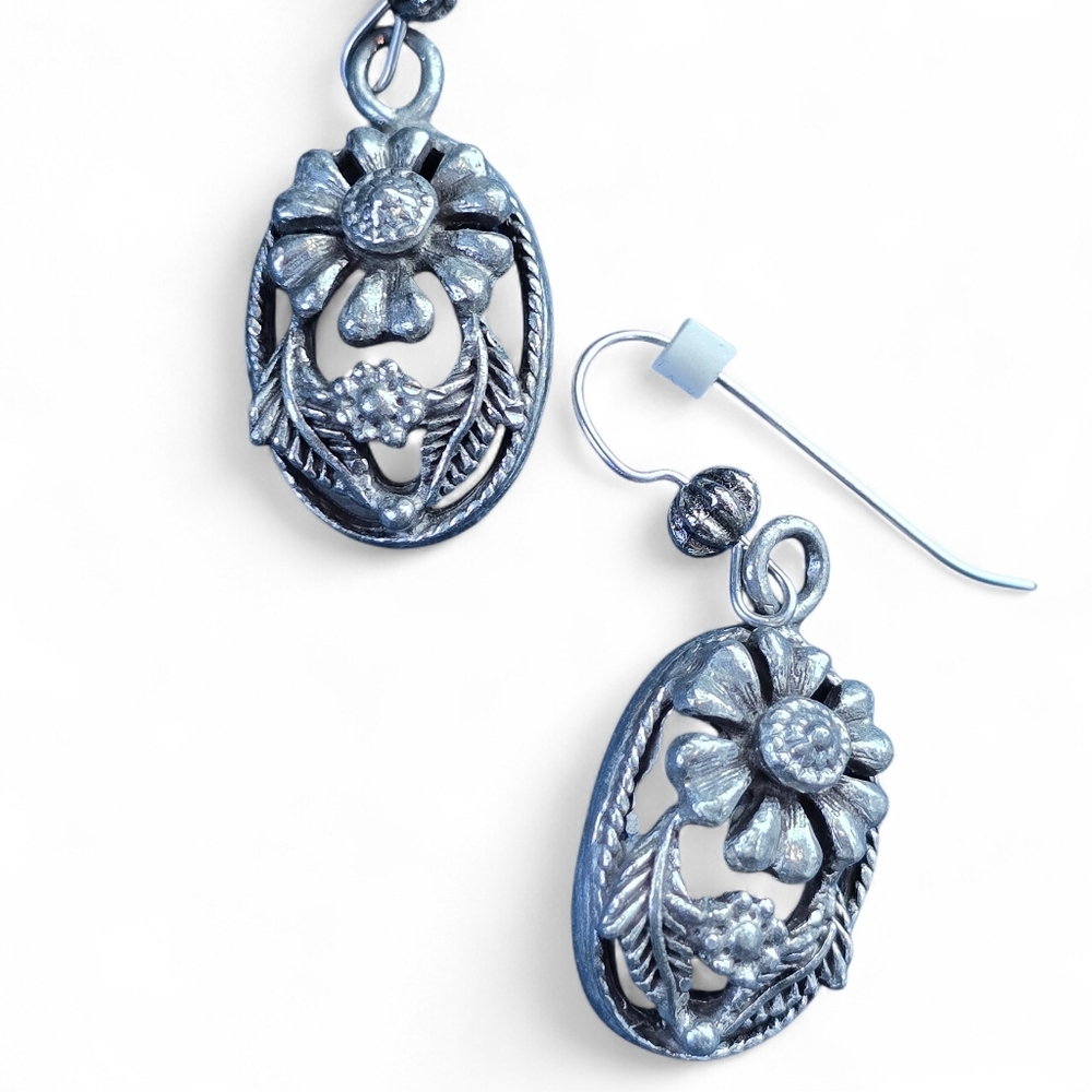Vintage EH Floral Dangle Earrings  Silver Tone Boho - Picture 2 of 5